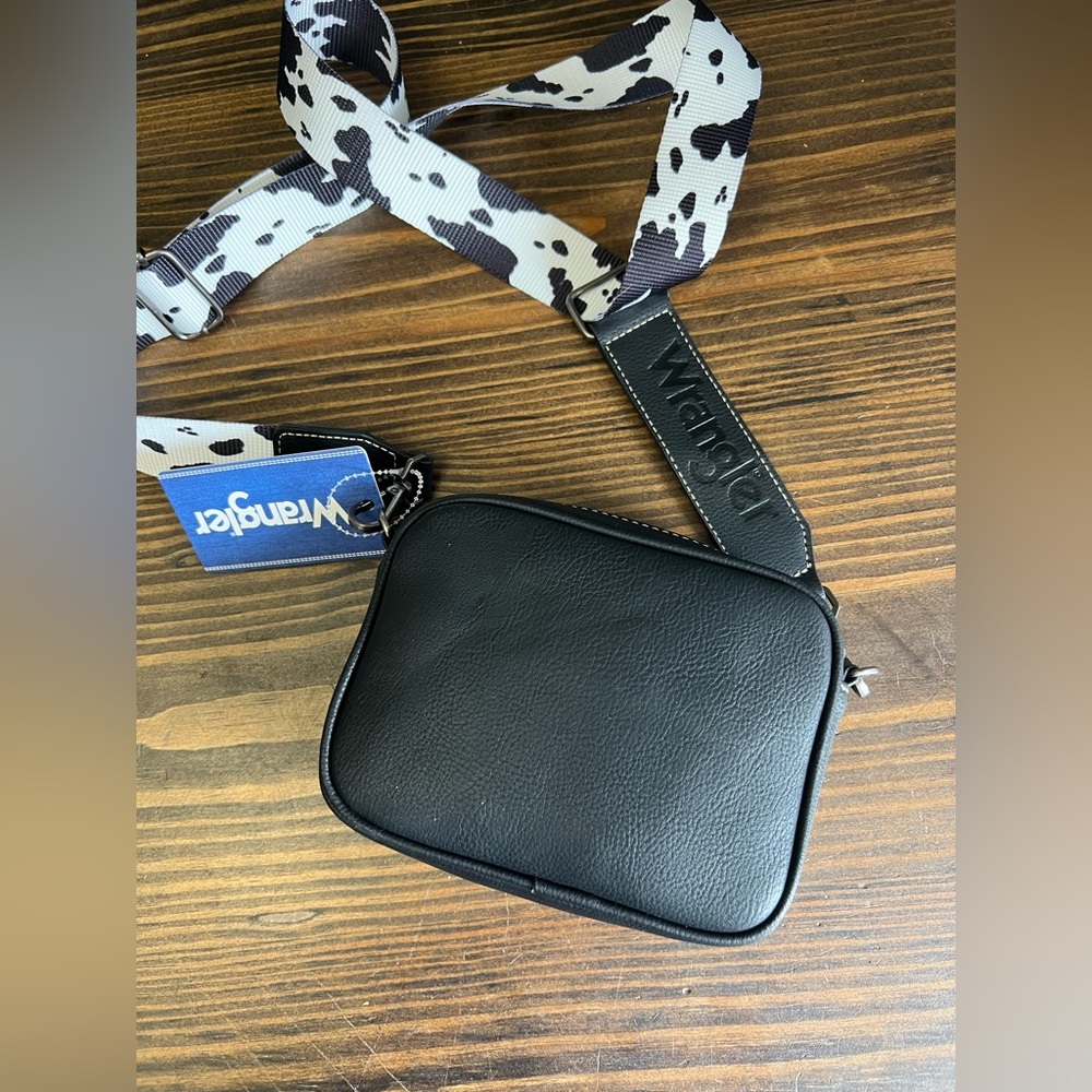 Wrangler Black and White Cow PrintCrossbody Bag NWT - Picture 5 of 6